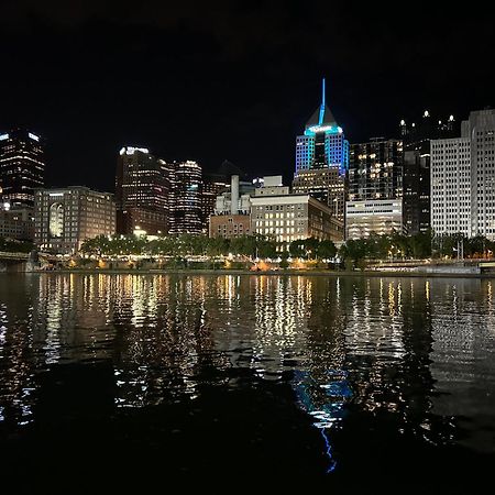 Luxe City Views Prime Location 24-7 Parking Gym Lounge Pittsburgh Eksteriør billede