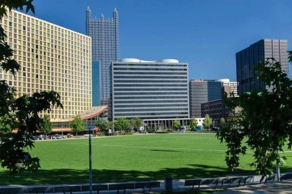 Luxe City Views Prime Location 24-7 Parking Gym Lounge Pittsburgh Eksteriør billede